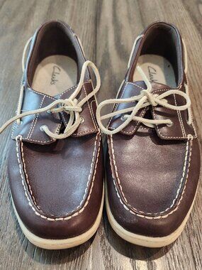 Clarks Women’s Size 12M Brown Leather Boat Shoes Loafers Lace Up